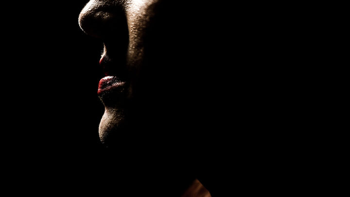 Homem invade casa, quebra móveis e agride ex por ciúmes em SC-foto-ghizoni