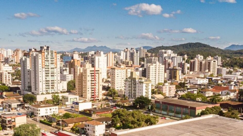Joinville assina ordem de serviço para construir mais de 150 casas; obra é de R$ 13,4 milhões