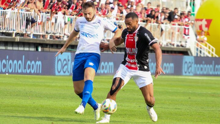 Joinville e Avaí pelo Campeonato Catarinense (Foto: Jackson Gembro, JEC)