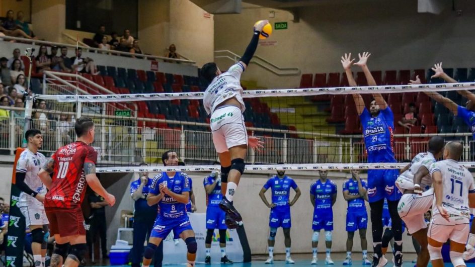 Joinville perde de virada para o Campinas na Superliga
