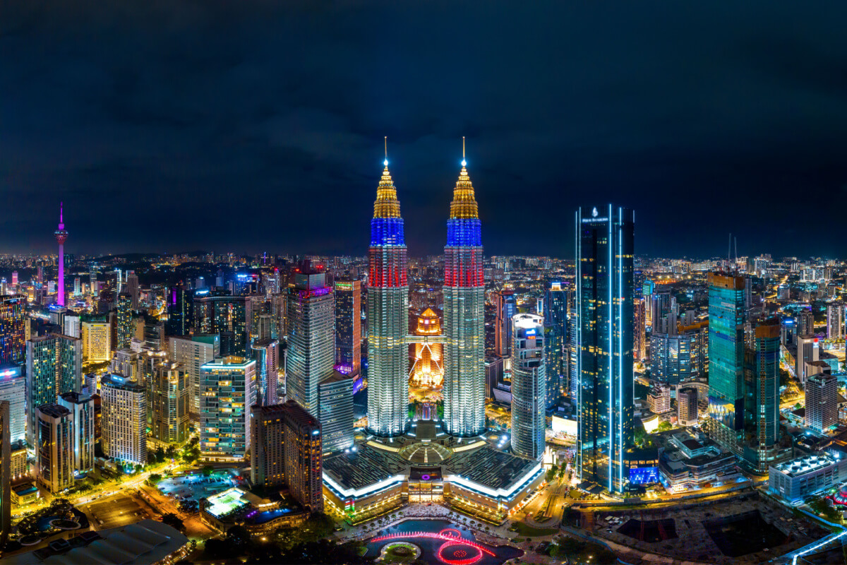 Kuala Lumpur é a capital da Malásia e a maior cidade do país (Imagem: Guitar photographer | Shutterstock)