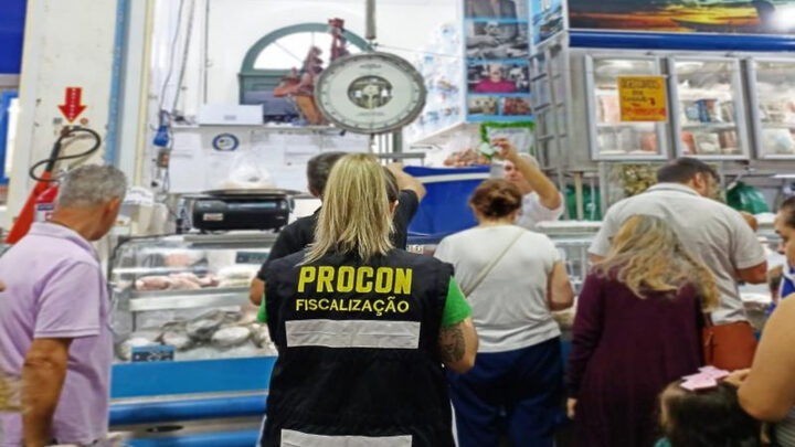 Preço dos pescados no Mercado Público, em Florianópolis, varia em até 186% na semana Santa 