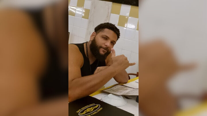 Quem é o passageiro que está em estado grave após baleado em sequestro de ônibus