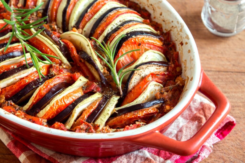 Ratatouille (Imagem: Oksana Mizina | Shutterstock)