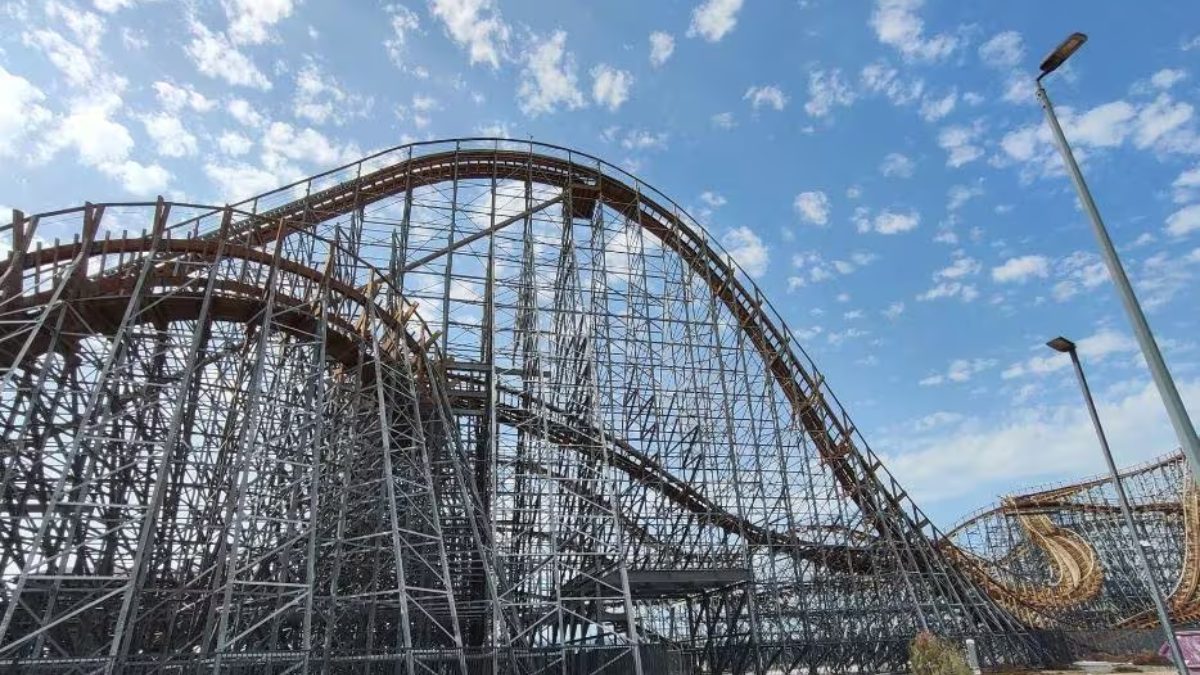 Real Madrid parque de diversões.png