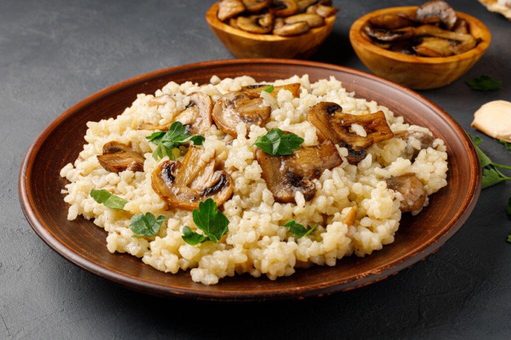 Risoto de cogumelos (Imagem: Dmitrii Ivanov | Shutterstock)