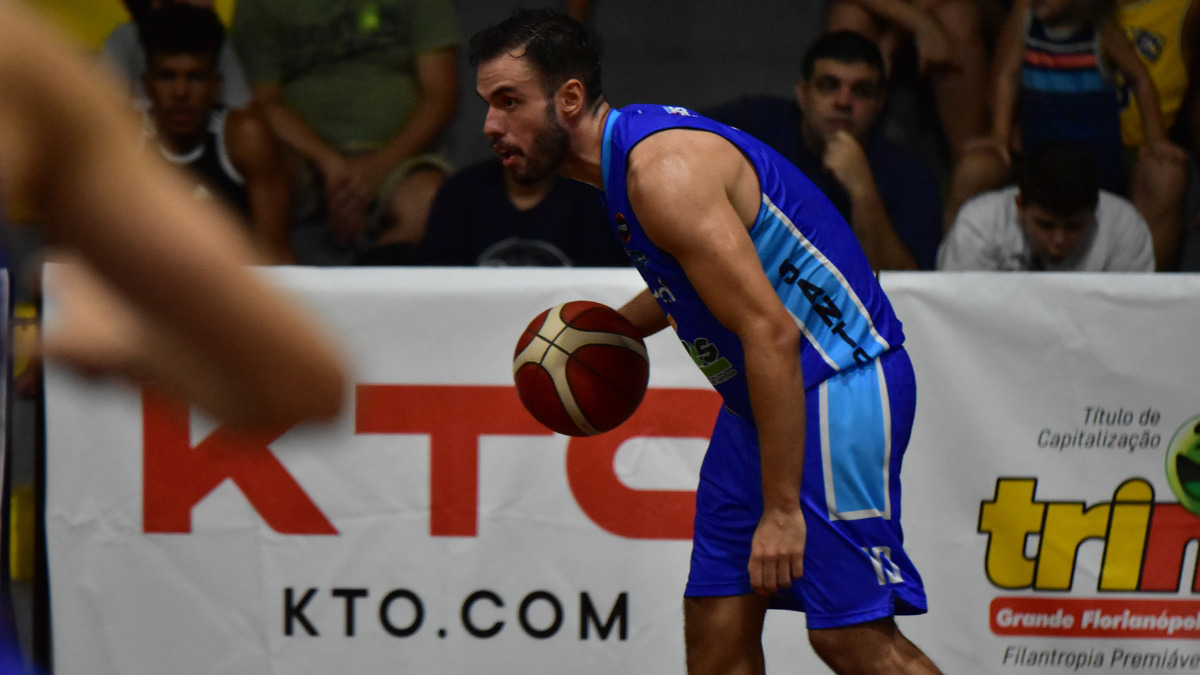 Santos-vence-Blumenau-no-Campeonato-Brasileiro-de-Basquete-3.jpg