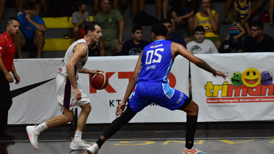 Santos-vence-Blumenau-no-Campeonato-Brasileiro-de-Basquete-3.jpg