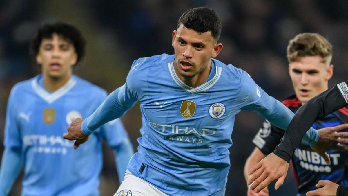 VÍDEO: jogador sofre lesão impressionante em partida da Champions League Manchester City Matheus Nunes