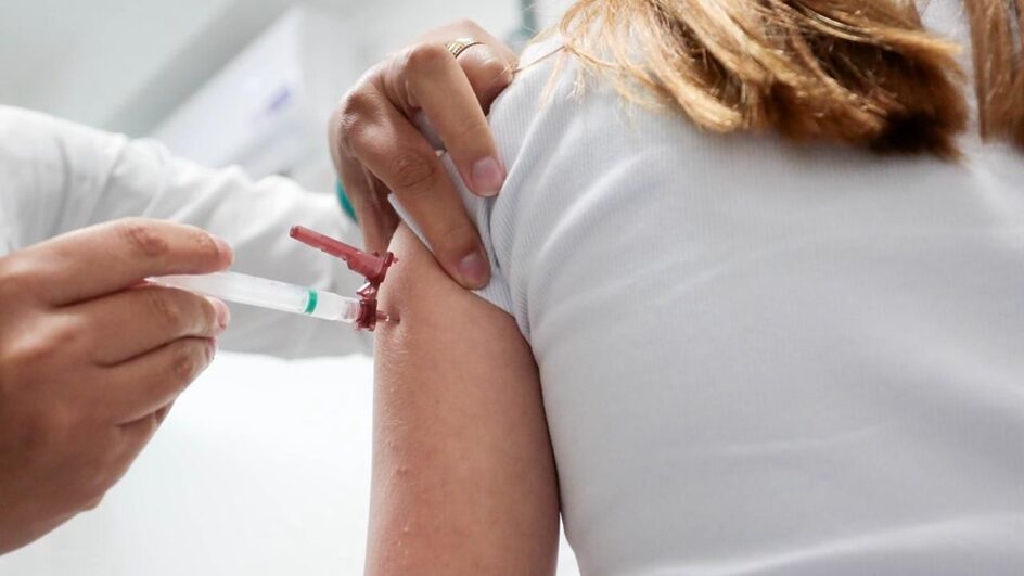 Vacinação contra dengue em Joinville é ampliada para crianças e adolescentes até 14 anos