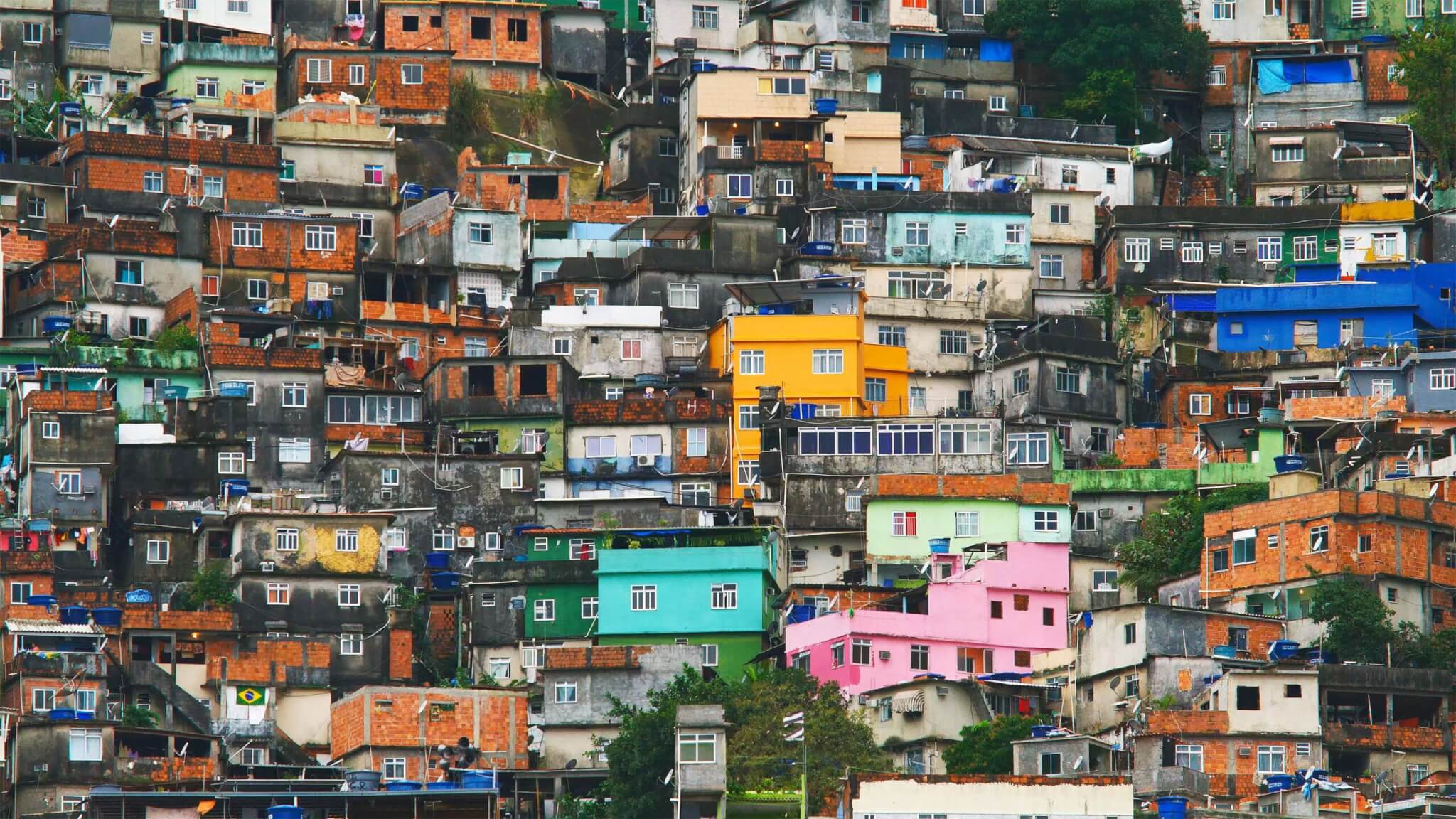 Empreender nas comunidades as empodera e impulsiona o desenvolvimento econômico local (Imagem: J_UK | Shutterstock)