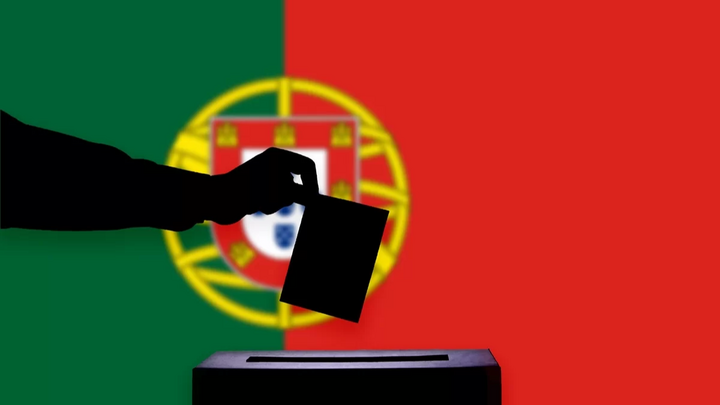 Eleições em Portugal: extrema-direta ganha força em derrota da esquerda