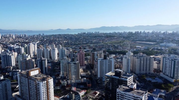 Metro quadrado em cidade de SC aumenta R$ 1,1 mil em um ano