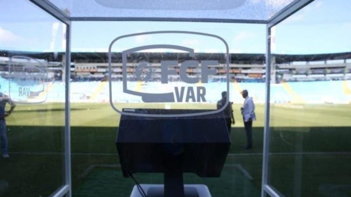 var quartas de final campeonato catarinense jec avaí criciúma (Foto: Tiago Ghizoni, Arquivo NSC Total)
