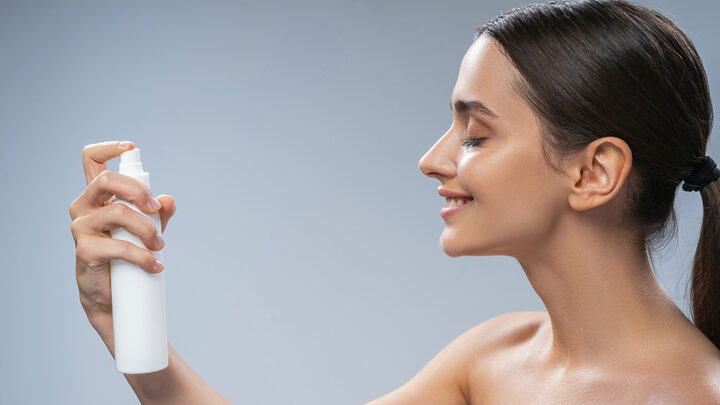 A água termal vem sendo muito utilizada como cosmético para a pele, sendo incluída em rotinas de skin care (Foto: Banco de Imagens)