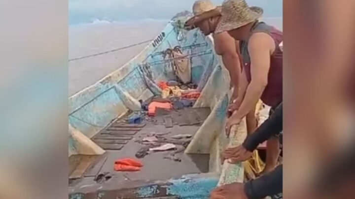 Ao menos 25 pessoas estavam em barco à deriva achado com corpos no PA