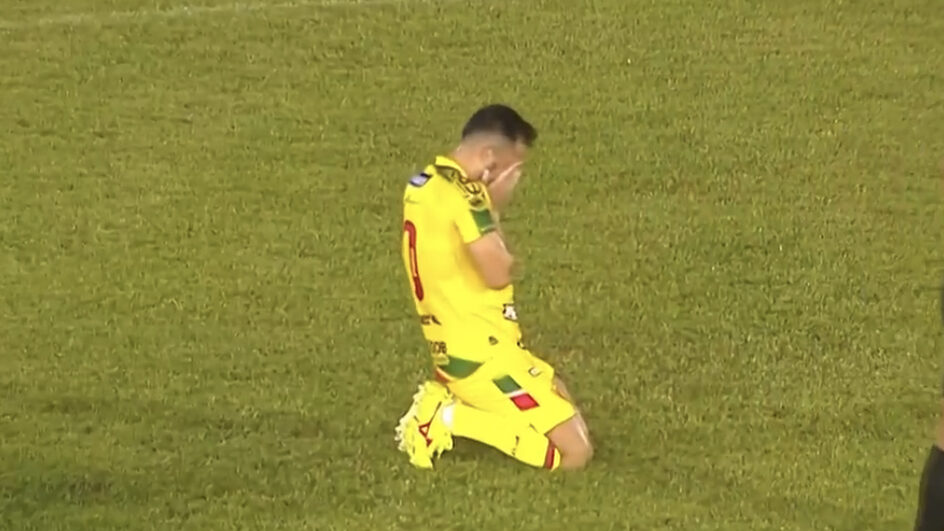 Brusque largou com vitória na Série B, com 3 x 1 sobre o Mirassol (Foto: reprodução, Sportv Premiere)