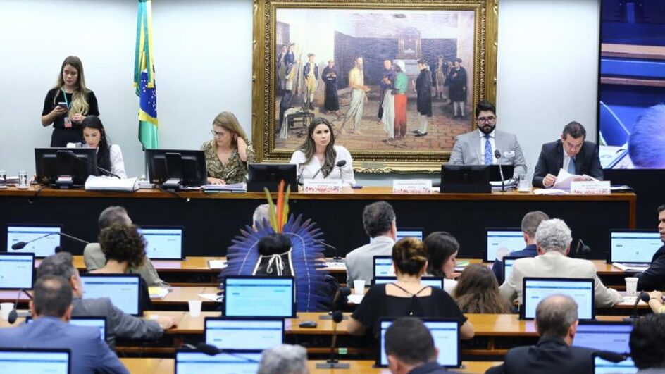 CCJ aprovou manutenção da prisão de Chiquinho Brazão, mas caso ainda será analisado no plenário