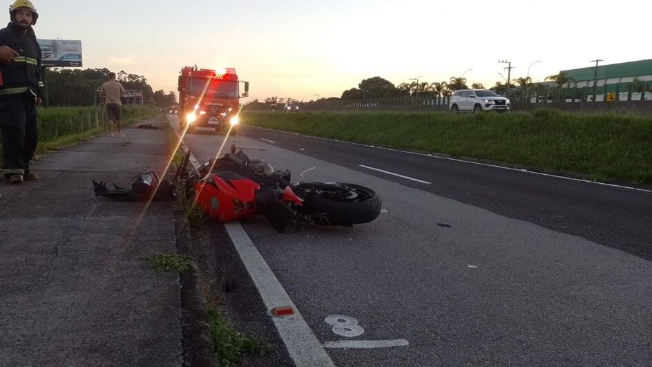 Empresário morre em grave acidente de moto.