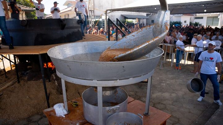 Maior caldo de tilápia do mundo.