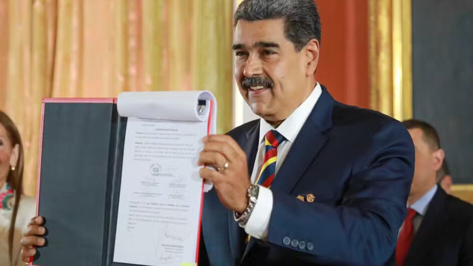 Maduro assina lei que anexa Essequibo, na Guiana, como parte da Venezuela