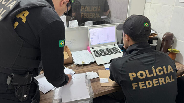 Polícia Federal cumpre mandados de busca e apreensão em Lages