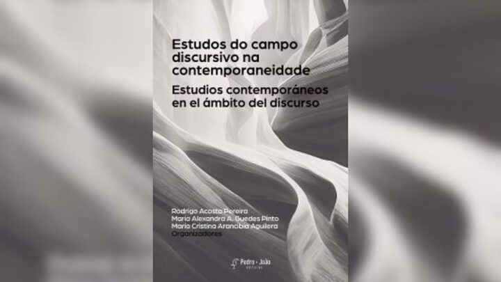 Professor da UFSC publica livro em parceria com universidades de Portugal e Chile