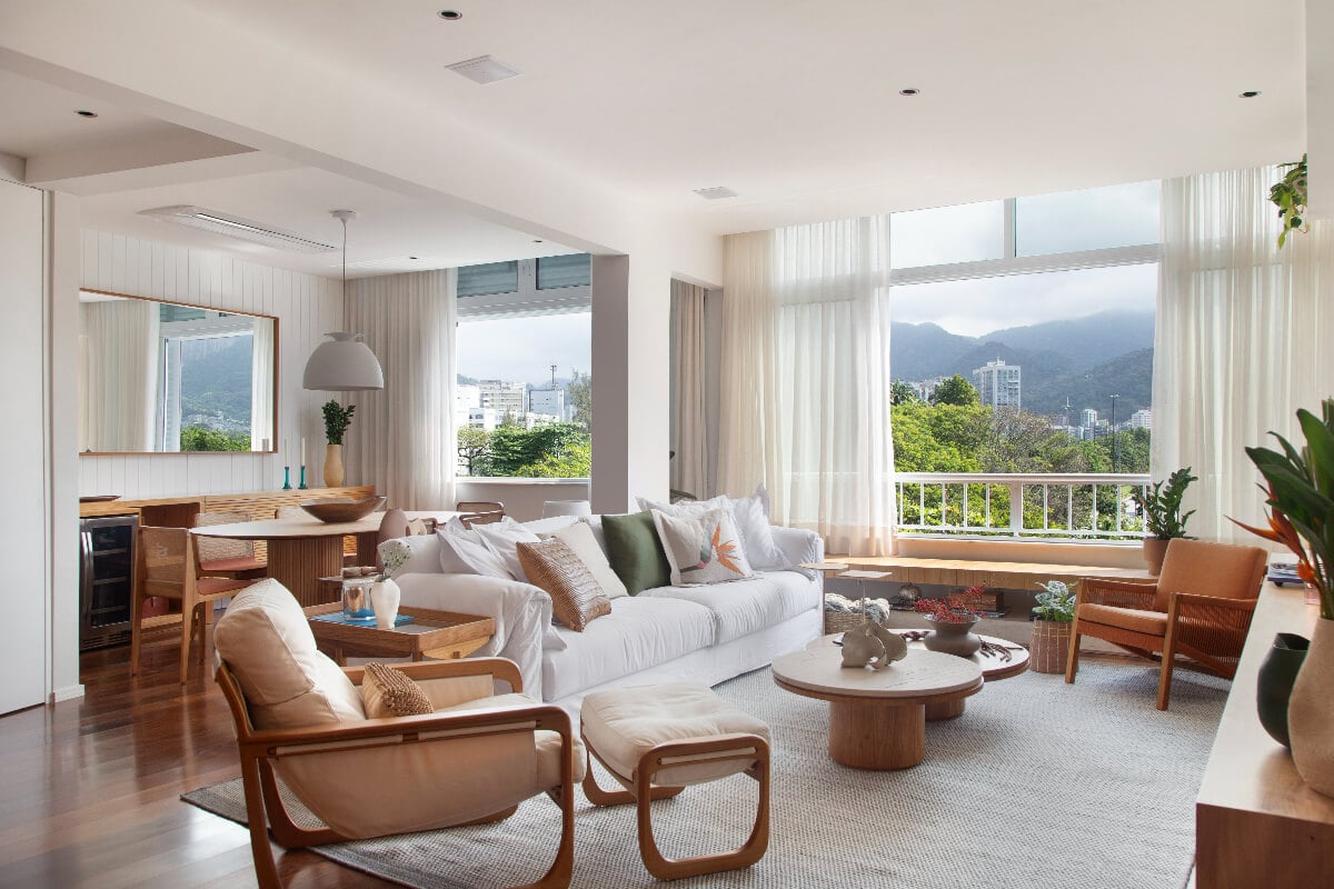 O conceito orgânico na decoração deixa o ambiente mais acolhedor (Projeto: Memoá Arquitetos | Imagem: Raiana Medina)