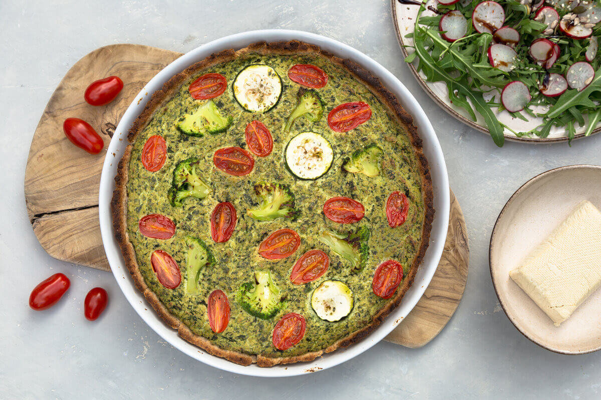 Quiche de tofu com brócolis (Imagem: MagdaZarebska | Shutterstock)