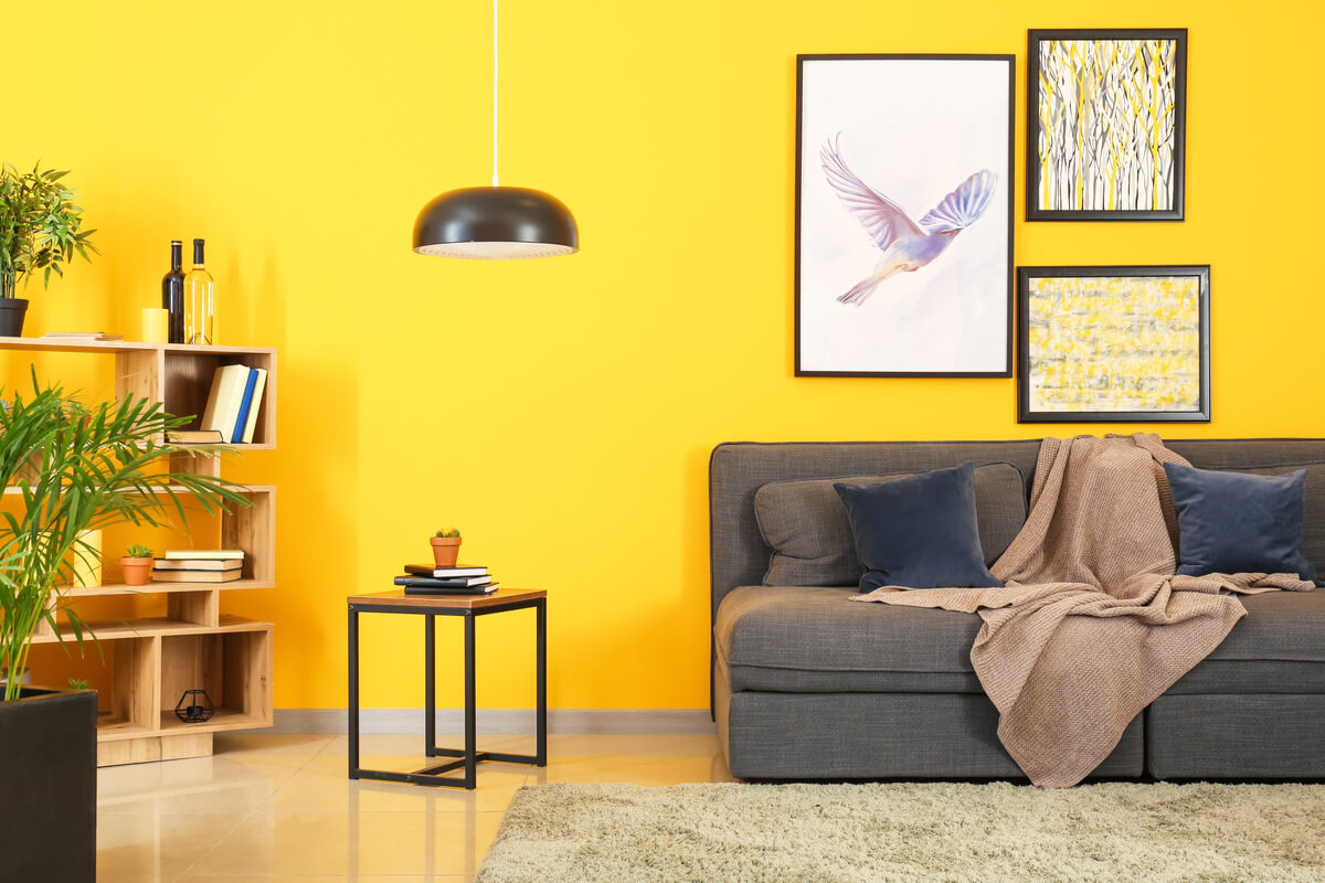 Cores quentes deixam os ambientes com mais vida (Imagem: Pixel-Shot | Shutterstock)