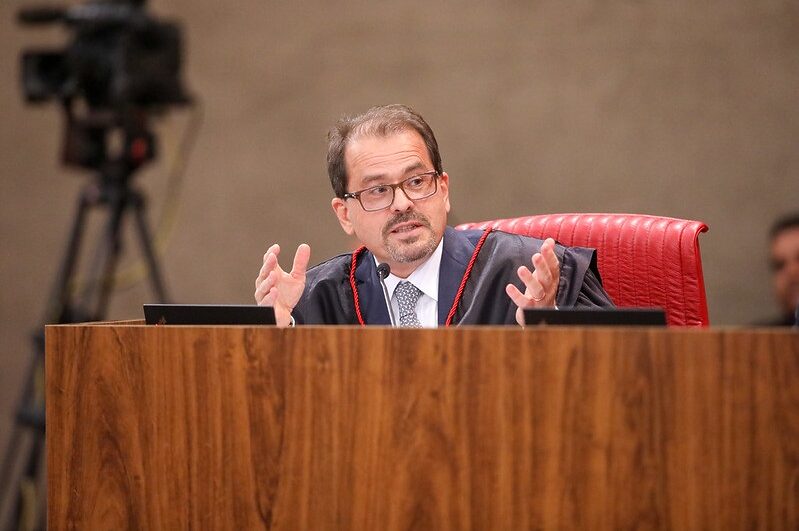 Ministro Floriano Azevedo Marques