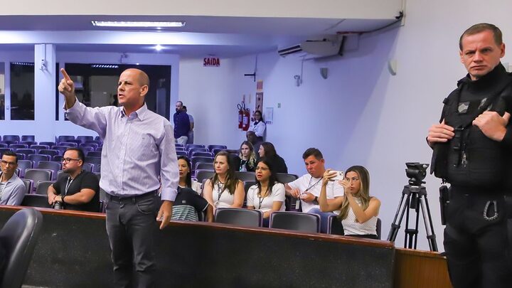 Vereador cassado de Joinville deve deixar prisão nesta terça-feira após decisão do STJ