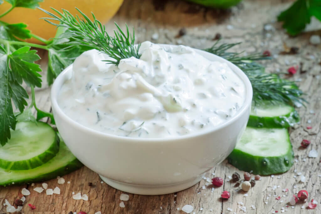 Creme de iogurte com pepino (Imagem: 5PH | Shutterstock)