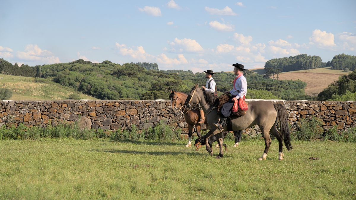 Festa do Pinhão retoma indumentárias tradicionais em Lages