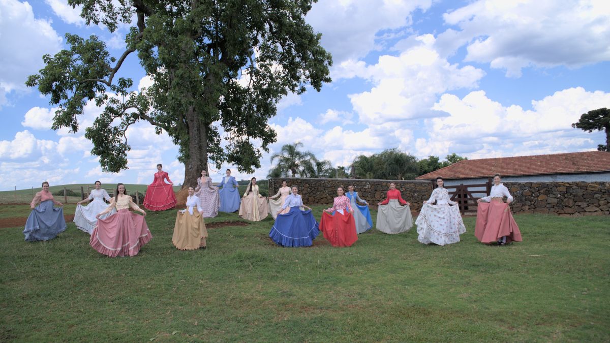 Festa do Pinhão retoma indumentárias tradicionais em Lages