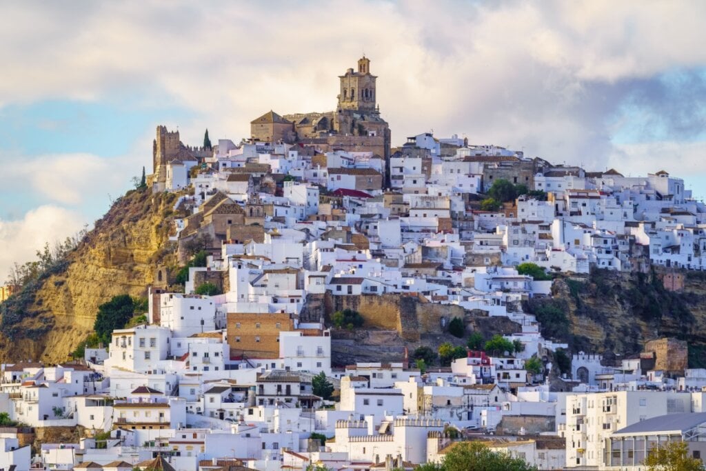 Arcos de la Frontera é um belo vilarejo da Espanha (Imagem: Jose Miguel Sanchez | Shutterstock)