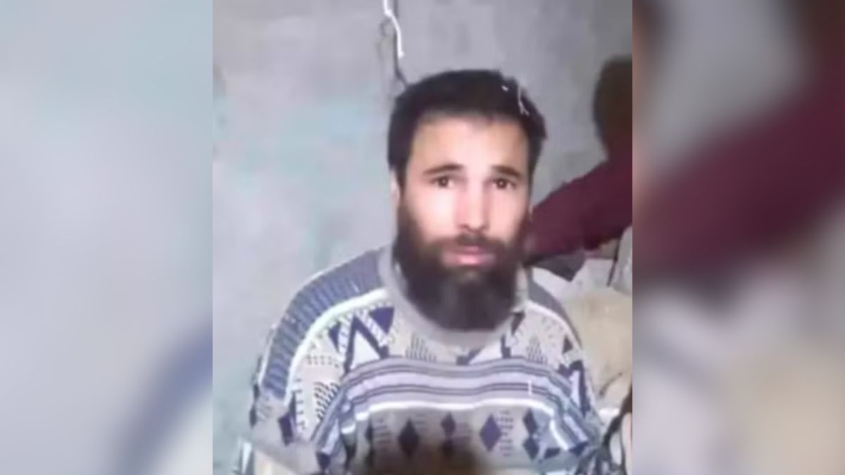 Omar Bin Omran ficou desaparecido por 26 anos até ser encontrado em sótão (Foto: Reprodução)