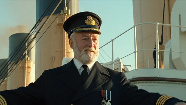Morre Bernard Hill, ator que interpretou o capitão do Titanic