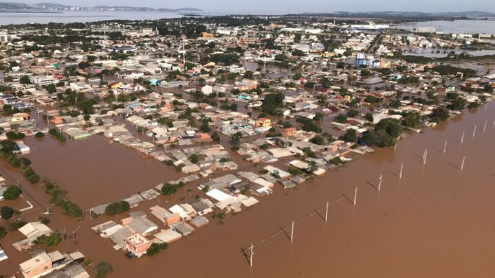 Cidades gaúchas como Eldorado do Sul foram fortemente atingidas pelo avanço das águas (Foto: Defesa Civil do RS, Divulgação)