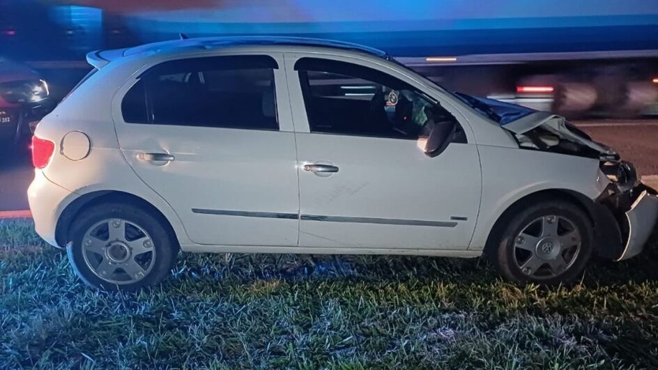 Ciclista morre após ser atropelado por dois veículos.