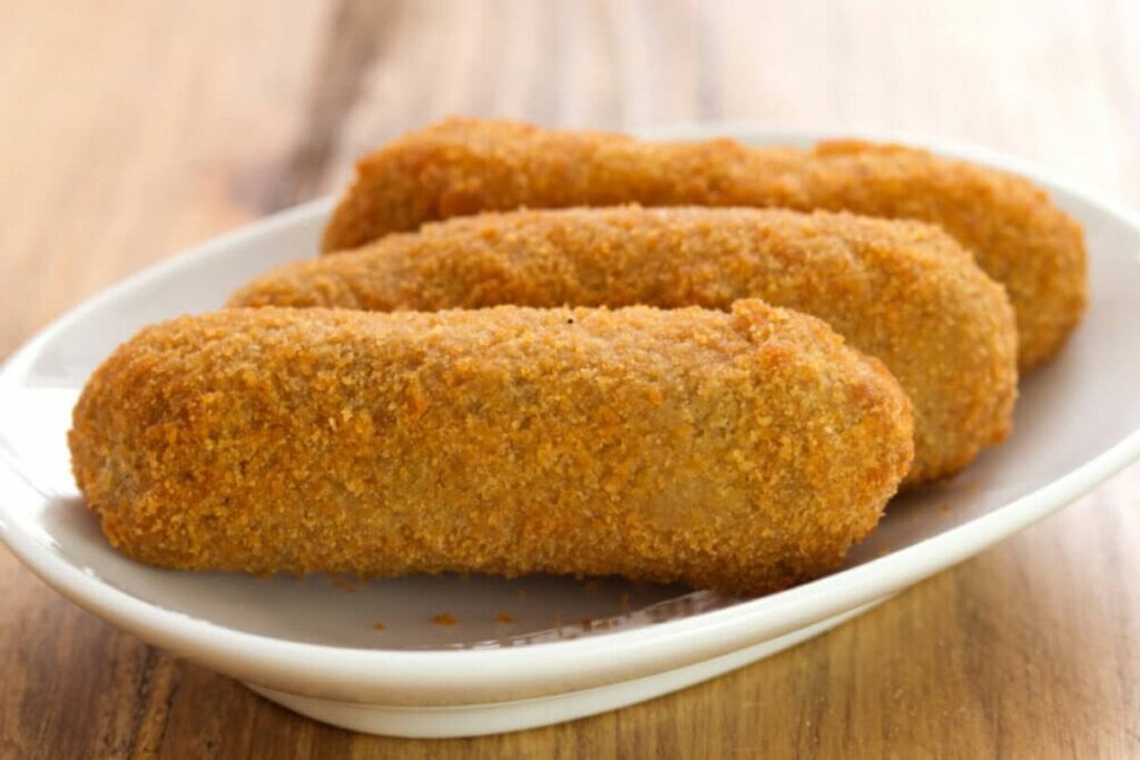 Croquete de milho-verde (Imagem: Natalia Mylova | Shutterstock)