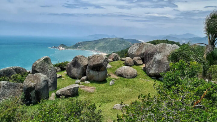 Dólmen da Oração: o "portal energético" em Florianópolis