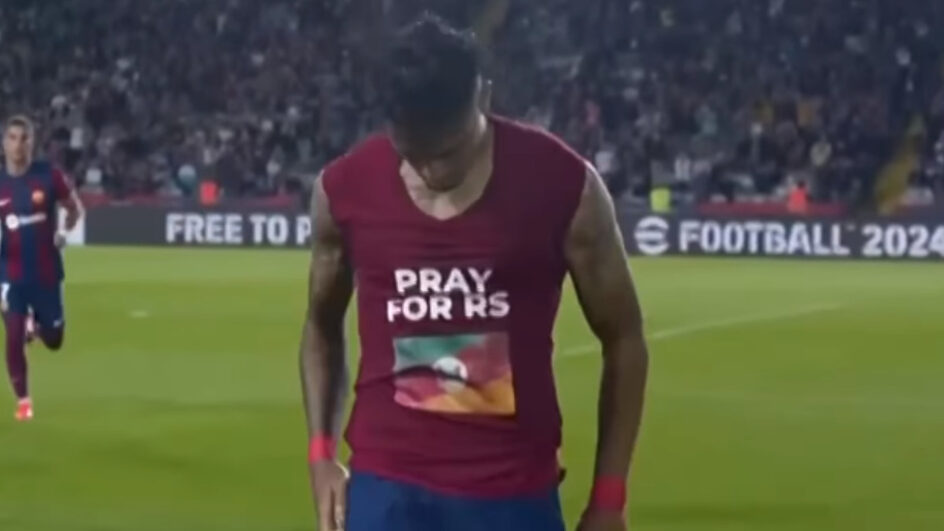 Raphinha Jogador gaúcho é multado por mensagem de apoio ao RS em jogo do Barcelona