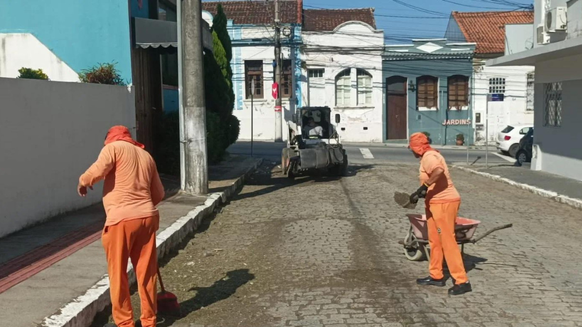 Limpeza para festa do Divino