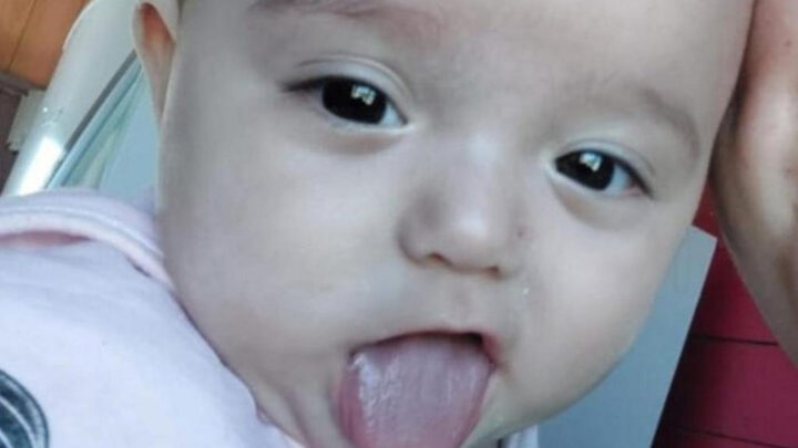 Mãe busca por filho de sete meses perdido durante resgate em barco que virou na água no RS