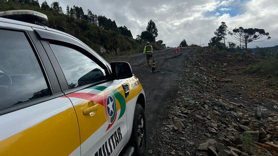 Rodovias SC-114, SC-110 e SC-390 seguem interditadas nesta segunda por conta das chuvas (7)