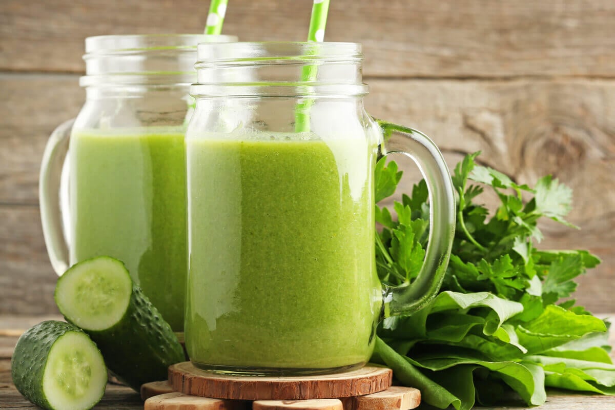 Suco verde (Imagem:5 second Studio | Shutterstock)