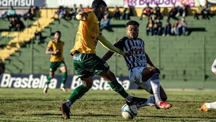 Figueirense perde para o Ypiranga e tem agora a segunda derrota seguida na Série C (Foto: Enoc Junior, divulgação, YFC)