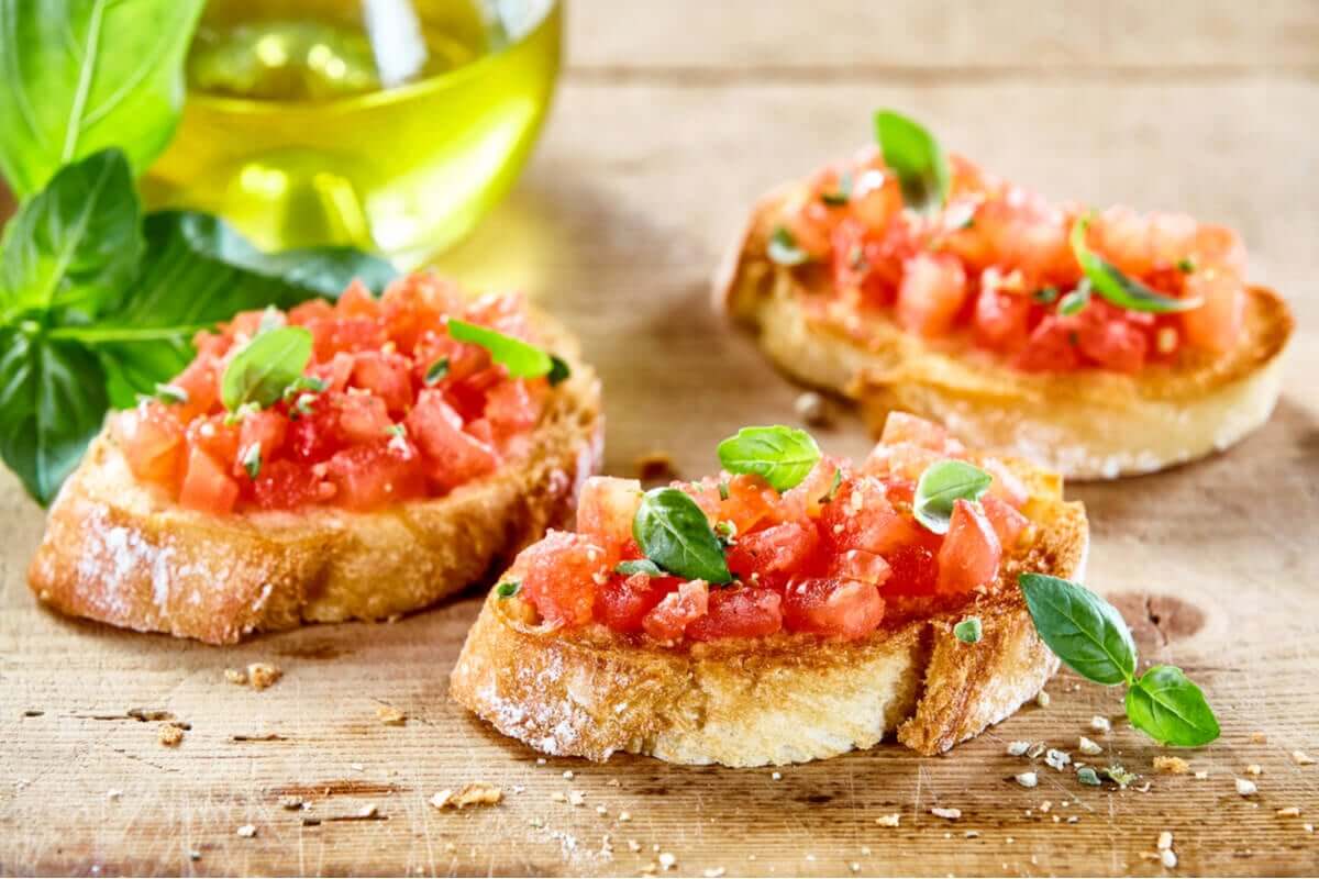 Bruschetta (Imagem: stockcreations | Shutterstock)