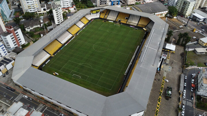 Estádio Heriberto Hulse, em Criciúma (Foto: Criciúma, Divulgação)